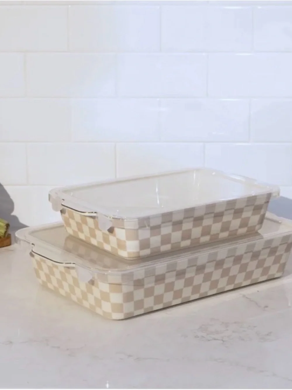 Thyme & Table Viral Checkered 4 piece Baker Set in Tan